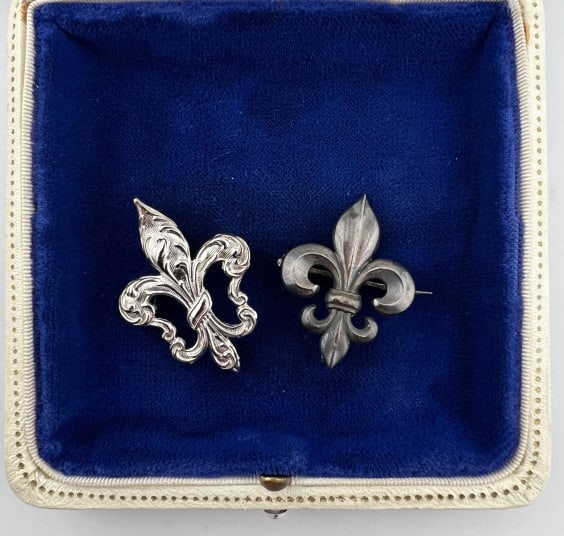 Antique Sterling & Gold Fill Fleur de Lis Pendants (1 of 7)