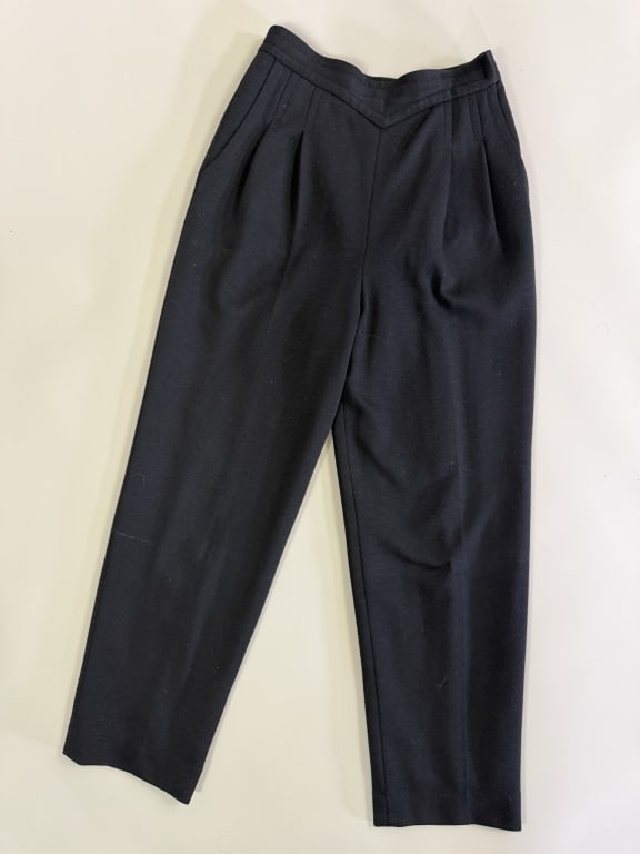 Vintage 1980s Christian Dior Knit Trousers Pants: Vintage 1980s Christian Dior Knit Trousers Pants having side zip closure and size pockets. Labeled Christian Dior Seperates, marked size 8. Measuring 26 inch waist, 14 inch rise, 31 inch inseam. From 