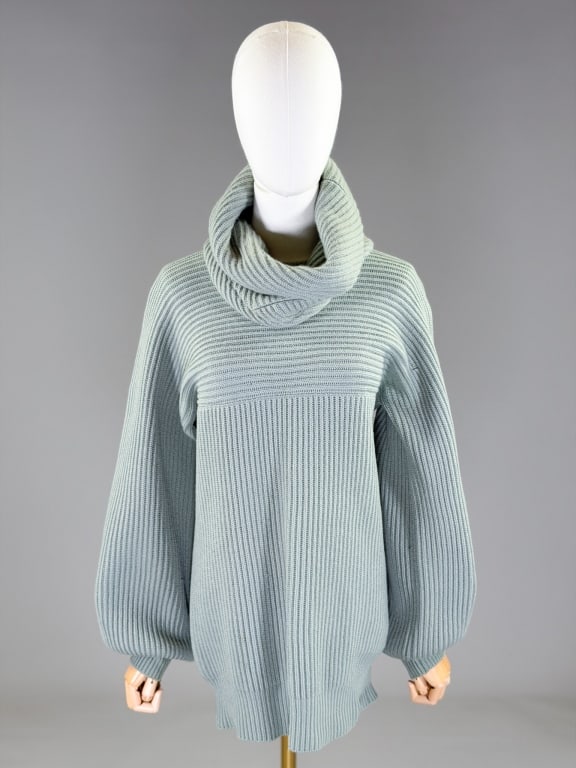 Vintage 1970s Chloe Wool Knit Sweater Scarf Set: Vintage 1970s Chloe Wool Knit Sweater Scarf Set having stretch throughout. Measuring 38-46 inch bust, 30 inches long, 28 inch sleeve length. From the lifetime collection, fashion archive and business 