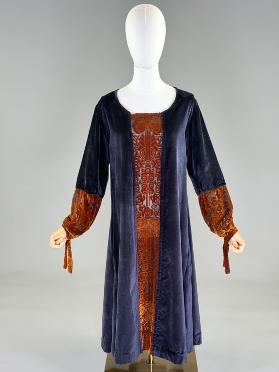 Antique 1920s Devore Burn Out Velvet Flapper Dress (1 of 9)