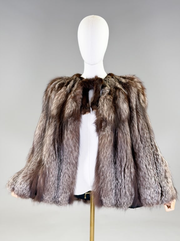 Vintage 1940s Fox Fur Cape Jacket Shawl Coat (1 of 10)