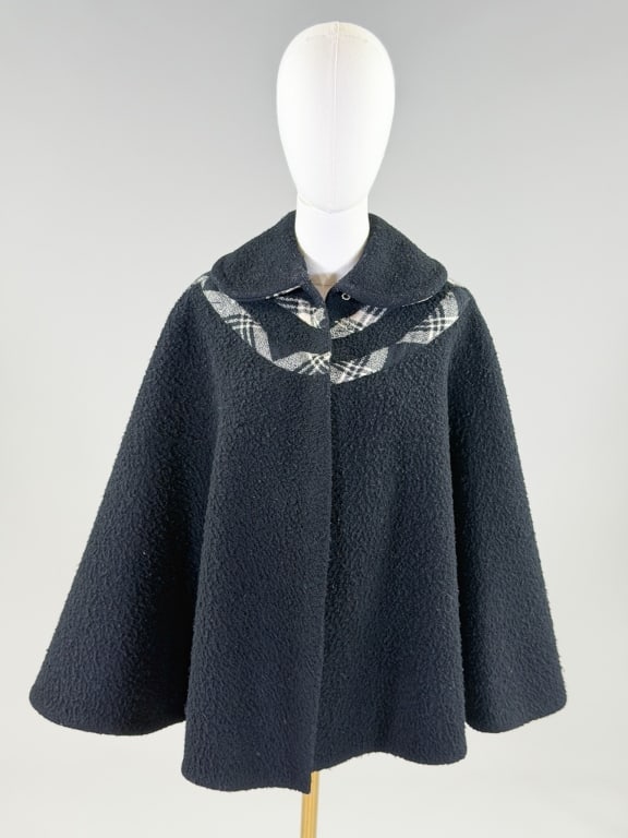 Vintage 1950s Nubby Wool Plaid Cape Shawl Coat: Vintage 1950s Nubby Wool Plaid Cape Shawl Coat. Measuring 27 inches long. General wear throughout as shown. From the lifetime collection, fashion archive and business inventory of collector and dealer