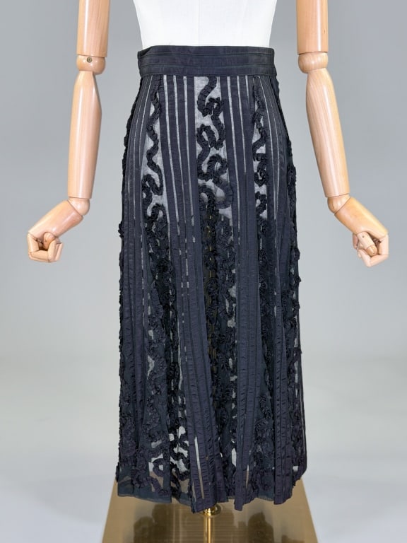 Vintage 1950s Ribbon Work Net Insert Circle Skirt (1 of 8)