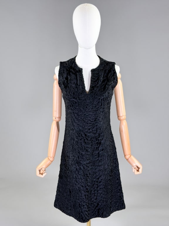 Vintage 1960s Hattie Carnegie Attr. Lamb Fur Dress (1 of 7)