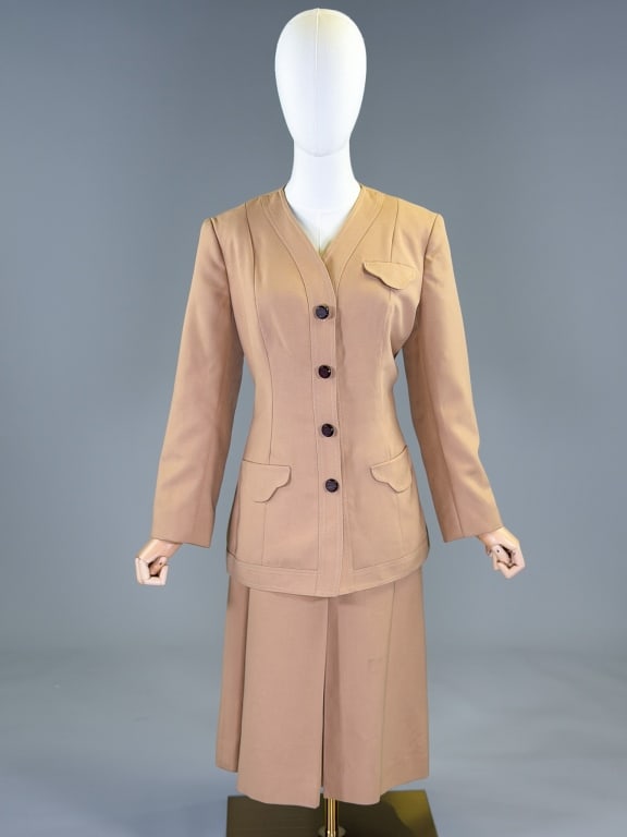 Vintage 1970s Edith Head for Pan Am Skirt Suit Set (1 of 15)