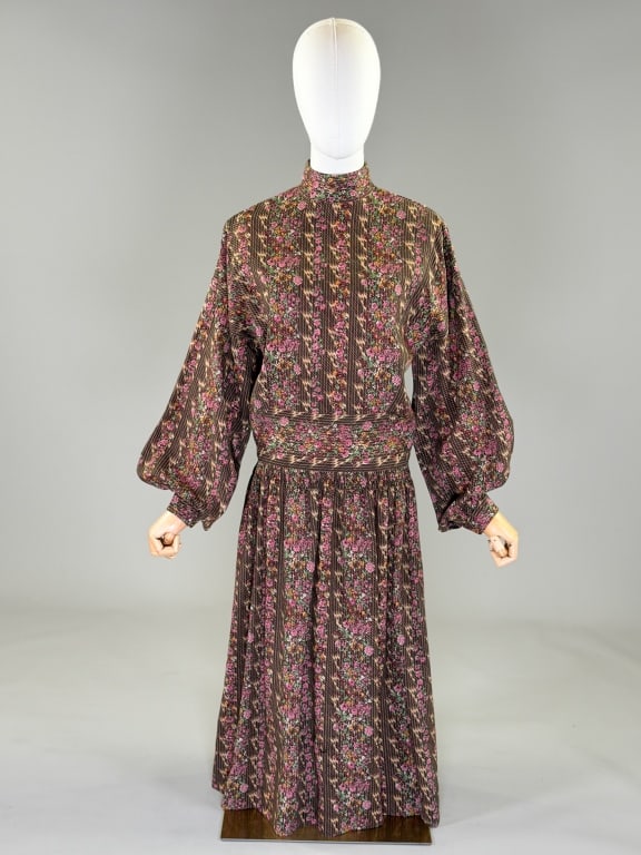 Vintage 1970s Galanos Wool Floral Drop Waist Dress: Vintage 1970s Galanos Wool Floral Drop Waist Dress having mock turtleneck with center back zip closure and ruched drop waist. Labeled Galanos. 40 inch bust, 32 inch drop waist, 49 inches long, 21 inch