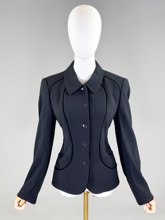 Vintage 1990s Louis Feraud Crepe Blazer Jacket: Vintage 1990s Louis Feraud Crepe Blazer Jacket having collar at neck with button front closure and velvet trim details throughout, fully lined. Labeled Louis Feraud, marked size US 6. Measuring 38 inc