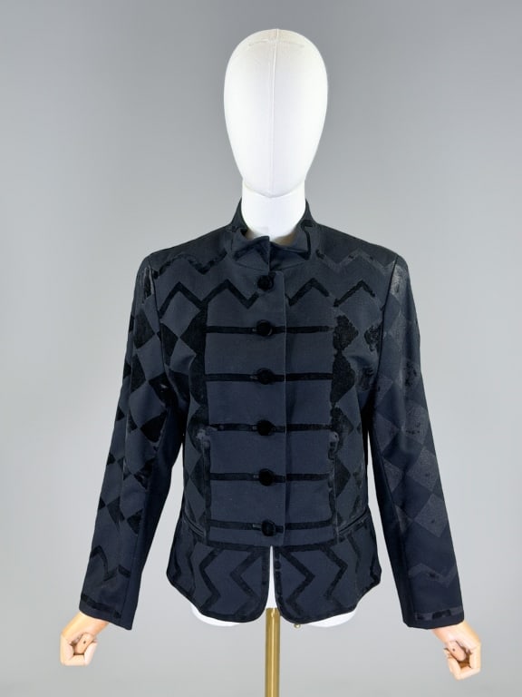 Vintage 2000s Louis Feraud Wool Blazer Jacket: Vintage 2000s Louis Feraud Wool Blazer Jacket having geometric velvet designs throughout with Mandarin collar and single breasted button front closure, fully lined throughout. Labeled Louis Feraud - m