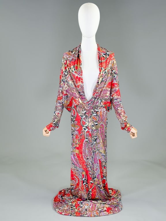 Vintage 2000s Metallic Printed Jersey Knit Gown: Vintage 2000s Metallic Printed Jersey Knit Gown having low cut neckline with stretch throughout. Measuring 40-50 inch bust, 28-40 inch waist, 74 inch total length. From the lifetime collection, fashio