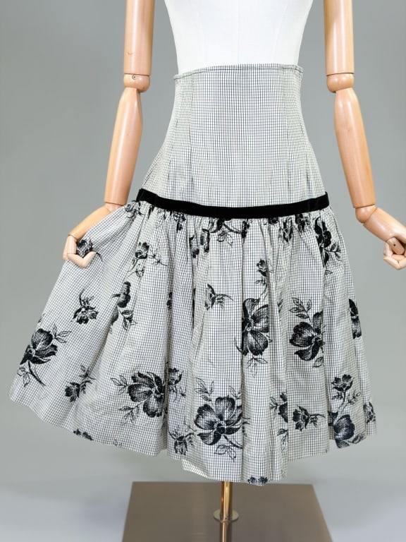 Vintage Checkered Taffeta Flocked Floral Skirt: Vintage Checkered Taffeta Flocked Floral Skirt having center back zip closure with built in crinoline. Measuring 26 inch waist, 27 inches long. From the lifetime collection, fashion archive and