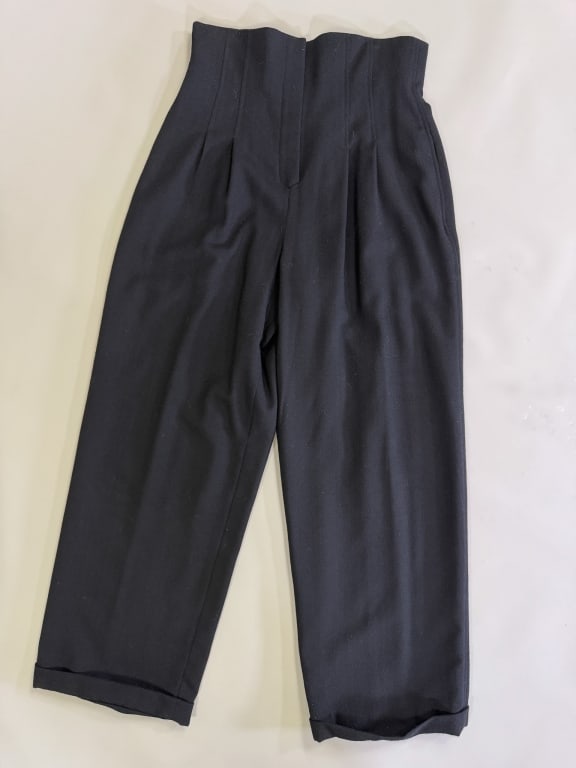 Vintage Wool Zip Front High Waist Trousers Pants: Vintage Wool Zip Front High Waist Trousers Pants having zip front closure with boned waist and inner grosgrain ribbon belt, fully lined throughout. Measuring 34 inch waist, 18 inch rise, 33 inch insea