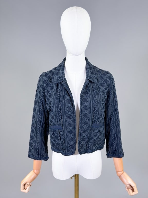 Vintage 2000s Schumacher Lace Blazer Jacket: Vintage 2000s Schumacher Lace Blazer Jacket having open front. Marked size Medium. Measuring 18 inches long, 18 inch sleeve length. From the lifetime collection, fashion archive and business inventory