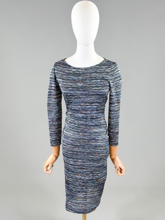 Vintage Searle Knit Bodycon Dress: Vintage New York Designer Searle Knit Body Con Dress having stretch throughout. Measuring 32-36 inch bust, 26-32 inch waist, 41 inches long, 21 inch sleeve length. From the lifetime collection, fashio