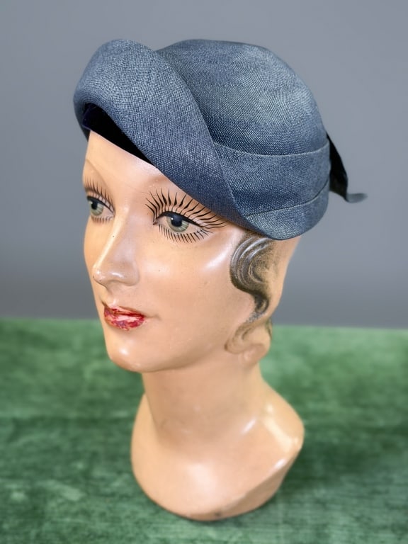 Vintage 1930s Henri Bendel Straw Cap Hat (1 of 7)