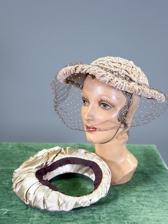 Two Vintage 1940s Ruched Satin & Velvet Hats (1 of 10)