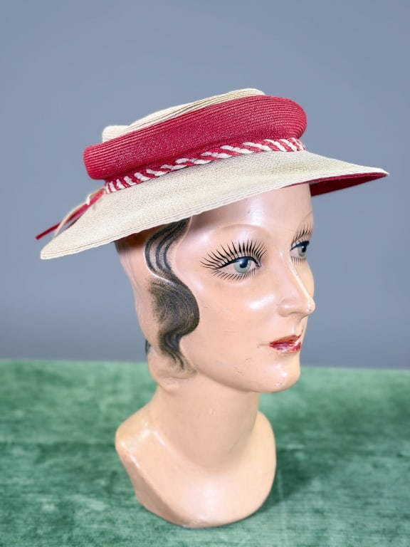 Vintage 1940s Braided Straw Sun Hat (1 of 6)