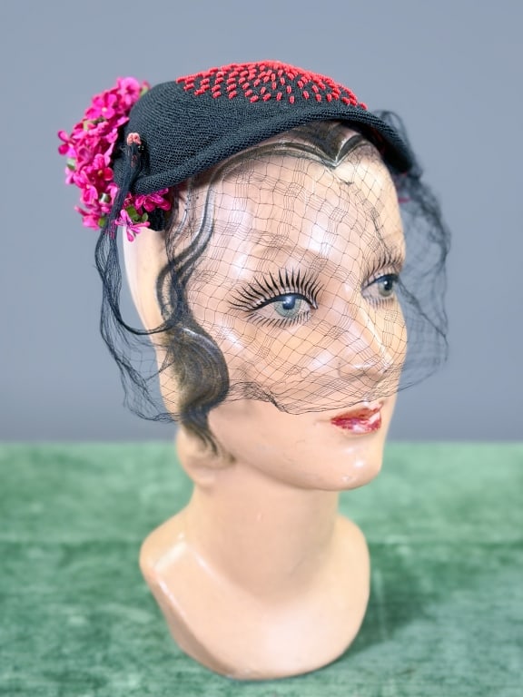 Vintage 1950s Beaded Floral Net Fascinator Hat (1 of 5)