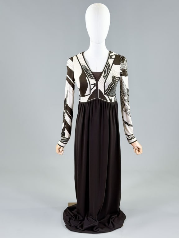 Vintage 1970s Leonard Paris Knit Maxi Dress: Vintage 1970s Leonard Paris Knit Maxi Dress having center back zip closure and empire waist. Measuring 32-38 inch bust, 26-32 inch waist, 55 inches long, 24 inch sleeve length. From the lifetime colle