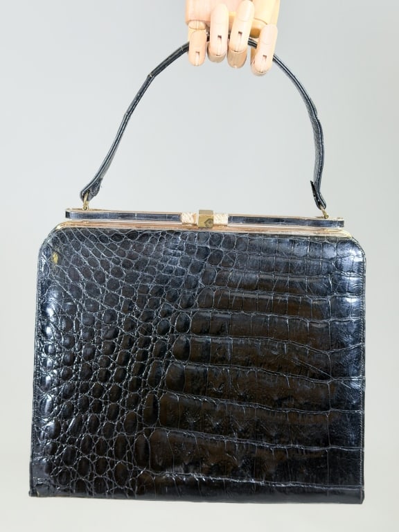 Vintage 1960s Alligator Purse Hand Bag (1 of 9)
