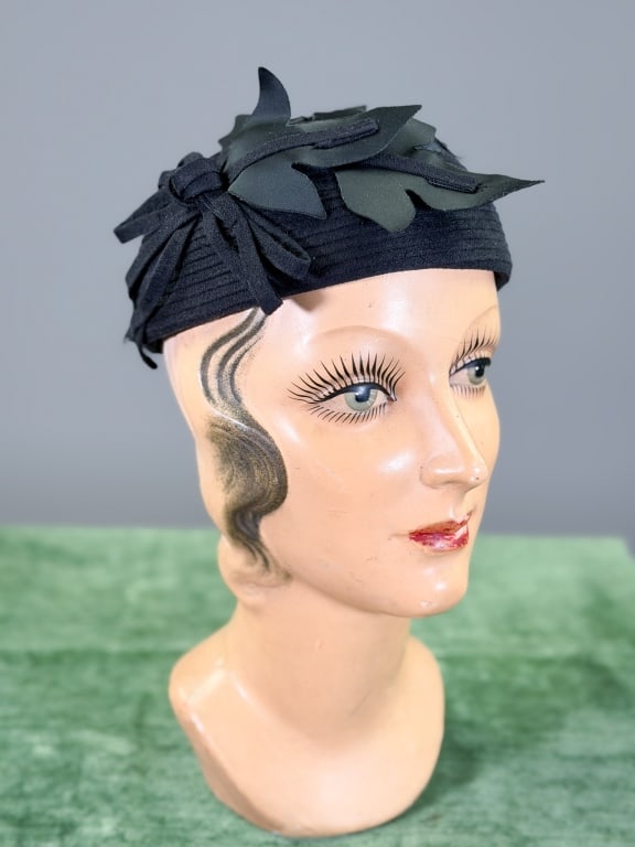 Vintage 1960s Felt Wool Leaf Applique Cap Hat: Vintage 1960s Felt Wool Leaf Applique Cap Hat. Labeled Frank Olive. Interior circumference measuring approximately 22 inches. From the lifetime collection, fashion archive and business inventory of co