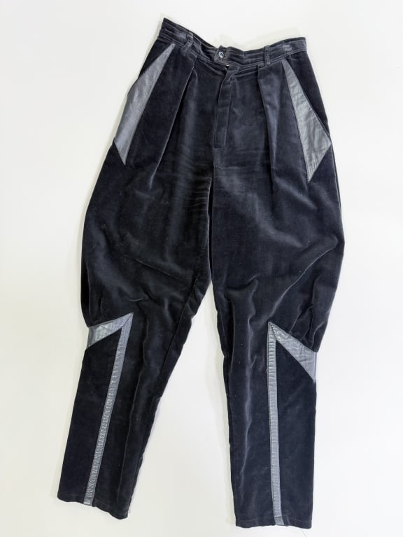 Vintage 1980s Velvet Leather Applique Trousers: Vintage 1980s Velvet Leather Applique Trousers Pants. Can be worn as a set with lot 358. Labeled Emanuel Zoo, marked size 42. Measuring 26 inch waist, 12 inch rise, 29 inch inseam. General wear as sho