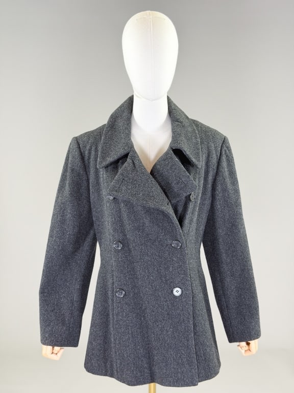Vintage 1990s Perry Ellis Wool Pea Coat: Vintage 1990s Perry Ellis Wool Pea Coat having button front closure and front pockets. Measuring 40 inch bust, 36 inch waist, 29 inches long, 23 inch sleeve length. From the lifetime collection, fashi