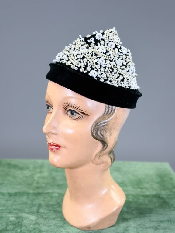 Vintage Jeanne Tete Beaded Velvet Cap Hat (1 of 6)