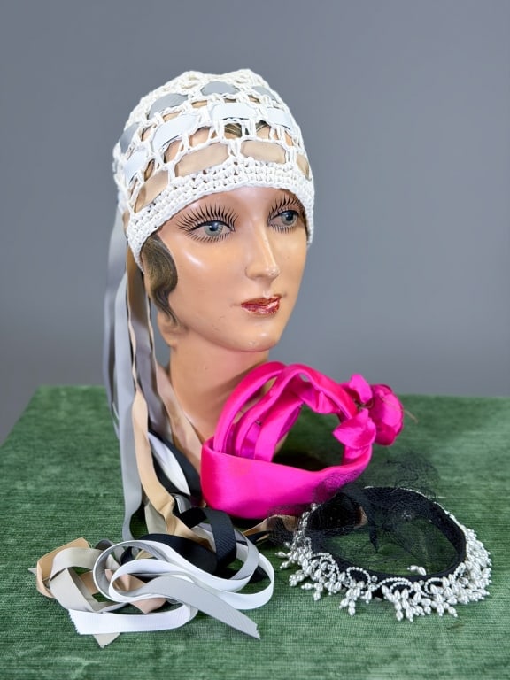 Collection of Three Vintage Fascinator Hats (1 of 6)