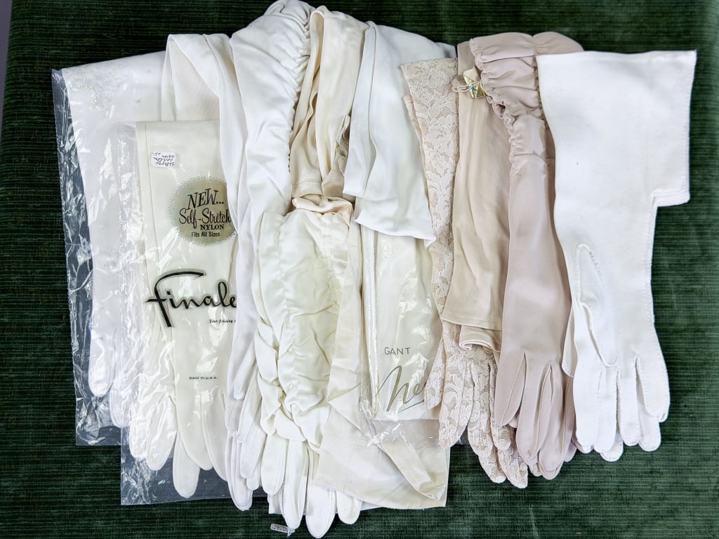 Vintage Knit & Fabric Bridal Evening Ladies Gloves: Vintage Knit & Fabric Bridal Evening Ladies Gloves including 14 pairs total of varying sizes with stretch throughout most. From the lifetime collection, fashion archive and business inventory of colle