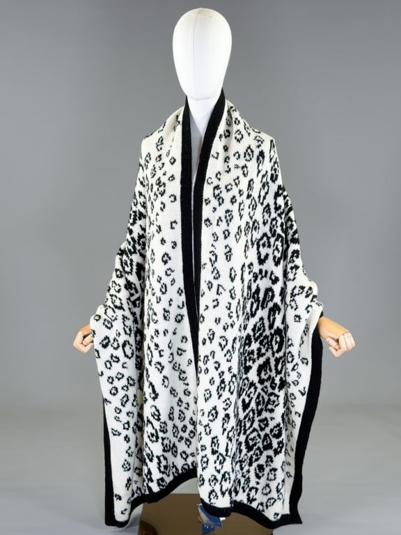 Vintage Perry Ellis Leopard Print Knit Shawl Wrap (1 of 7)