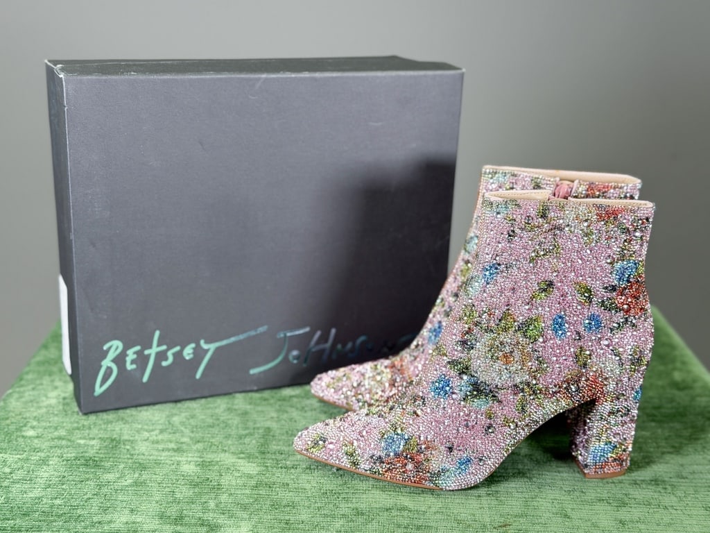 Betsey Johnson Floral Rhinestone Ankle Boots Heels: Betsey Johnson Floral Rhinestone Ankle Boots Heels having side zip closure with rhinestones throughout. Marked size 8. Measuring approximately 11 inches heel to toe. Original box included. From the li