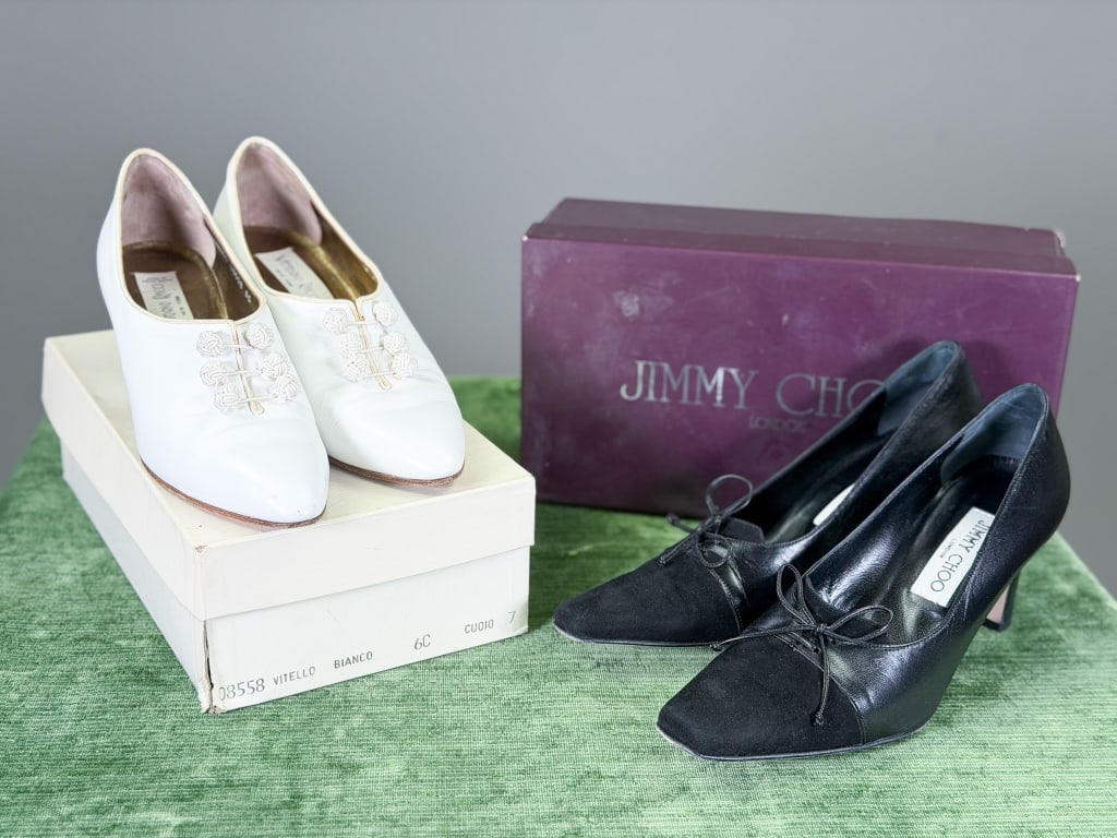 Vintage Jimmy Choo & Vittori Ricci Heels Pumps: Two Vintage Jimmy Choo & Vittori Ricci Heels Pumps Jimmy Choo marked size 37.5, original box included. Vittoria Ricci marked size 7, original box included. General wear as shown throughout. From the l