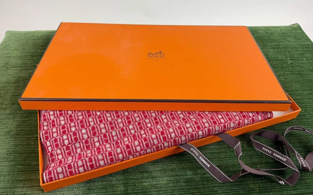 Vintage French Hermes Paris Cashmere Scarf w Box: Vintage French Hermes Paris Cashmere Scarf w Box. Hermes H print 100% cashmere knitted scarf. Made in Italy. Comes with original box. Measures approximately 67 inches x 13 inches.