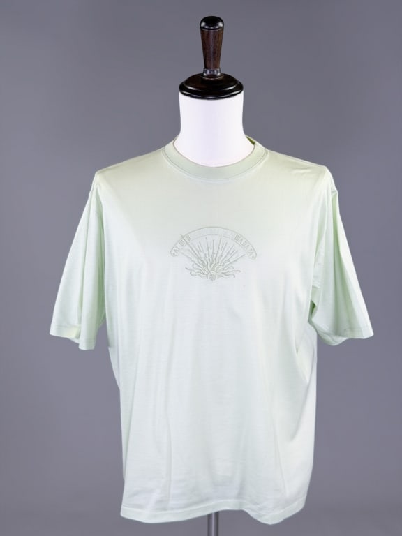 Vintage 1990s Hermes Paris Embroidered T Shirt Top: Vintage 1990s Hermes Paris Embroidered T Shirt Top having embroidery at front. Marked size XXL - 100% cotton - Made in Italy. Measuring 23 inch chest, 25 inches long, 11 inch sleeve length with stretc