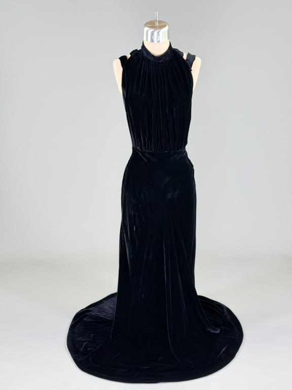 Vintage 1930s Silk Velvet Bias Cut Evening Gown: Vintage 1930s Silk Velvet Bias Cut Evening Gown having back, neck and side hook closures. Measuring 32-40 inch bust, 24-28 inch waist, 62 inches long. General wear as shown throughout.