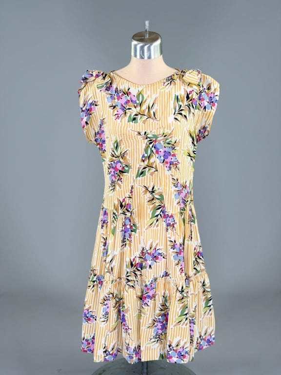 Vintage 1940s Floral Stripe Day Dress (1 of 9)