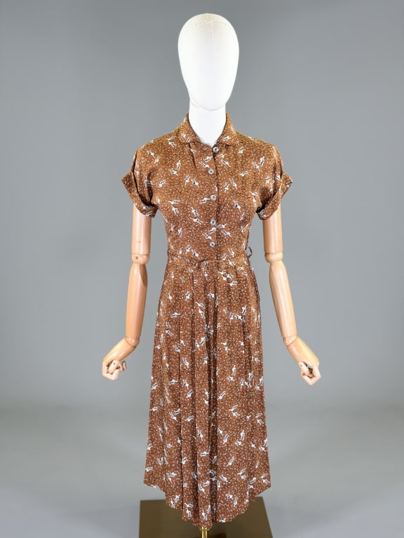 Vintage 1940s Novelty Print Day Dress: Vintage 1940s Novelty Print Day Dress having button front and side zip closures with belt at waist. Measuring 32 inch bust, 26 inch waist, 43 inches long, 5 inch sleeve length.