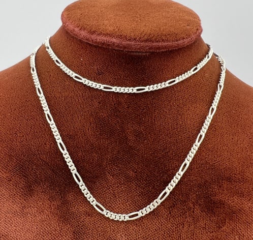 Vintage Italian Sterling Figaro Necklace Chain: Vintage Italian Sterling Silver Figaro Link Necklace Chain. Hallmarked 925 and stamped ITALY. New old stock from a jewelry store liquidation. Measures 18 inches in length
