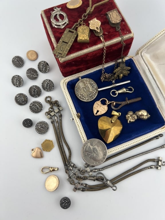 Antique 19th C Watch Chain Elements & Buttons Etc: Collection of Antique 19th C Watch Chain Elements & Buttons Etc. Including gold filled and cut steel. Watch chain elements, clasps / dog clips / buttons, fobs / charms etc. Please see quarter for scal