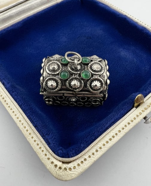 Etruscan Revival Reliquary Chest Charm Pendant: Vintage Etruscan Revival Style Reliquary Chest / Trunk Design Charm of Necklace Pendant. Lid opens. Bail for chain. Measures just over 1 inch in length.