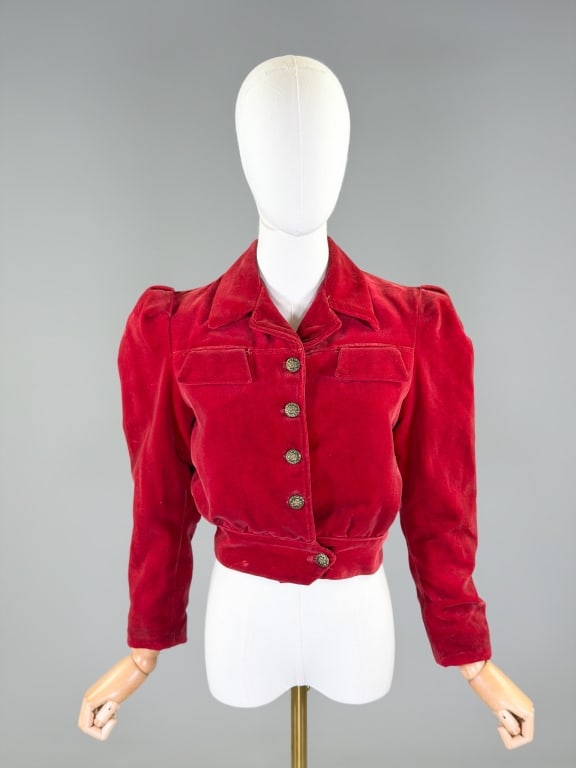 Vintage 1970s Velvet Cropped Jacket Top: Vintage 1970s Velvet Cropped Jacket Top having button-front closure with two front pockets. Measuring 38 inch bust, 28 inch waist, 18 inches long, 23 inch sleeve length. General wear as shown througho