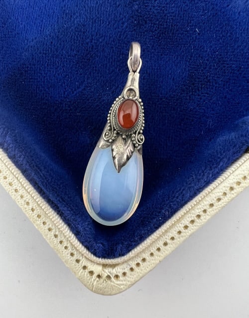 Sterling Silver Moonstone & Carnelian Pendant (1 of 6)