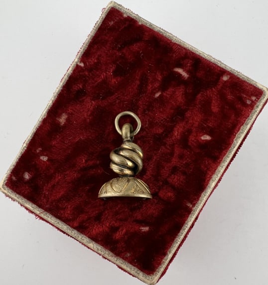 Antique 19th C Watch Chain Fob w Knot Motif (1 of 6)