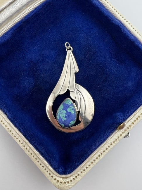Vintage Native American Sterling Turquoise Pendant (1 of 6)