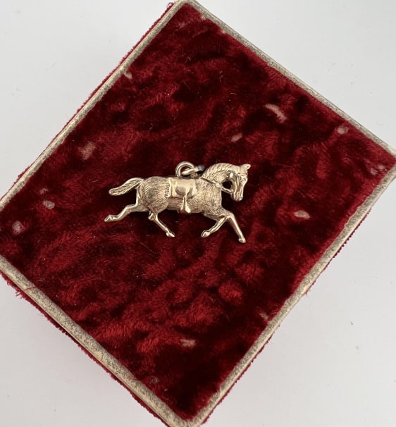 Antique Yellow Gold Filled Figural Horse Pendant: Antique Yellow Gold Filled Figural Horse Pendant / Charm. Measures 1.25 inches in width.