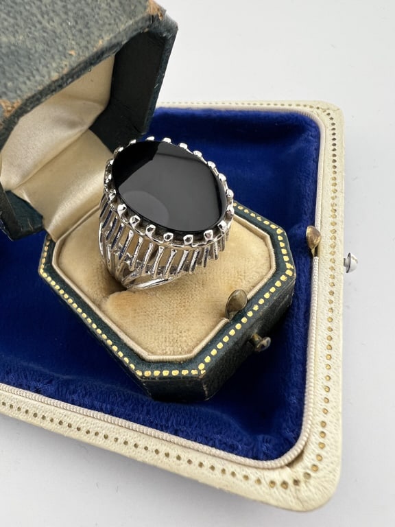White Gold Filled Retro Era Design Signet Ring: White Gold Filled Retro Era Design Signet Ring. Hallmarked. Ring size 8 approximately.