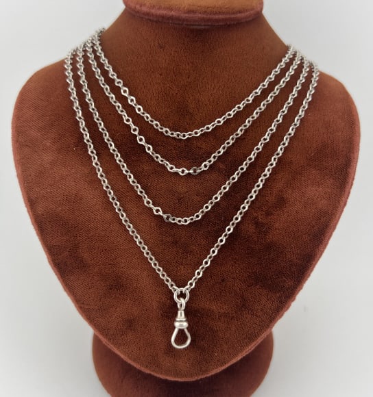Antique Sterling Rolo Link Watch Chain w Dog Clip: Antique Sterling Rolo Link Watch Chain w Dog Clip. Antique late Victorian sterling silver pocket watch chain / guard chain with rolo link chain and dog clip for watch / pendant / fobs etc. Dog clip is