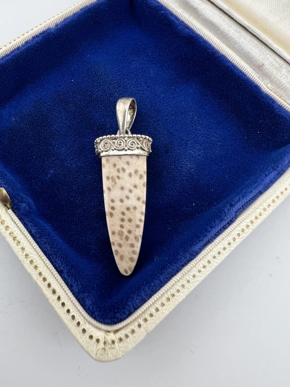 Sterling & Jasper Arrow Shape Necklace Pendant: Sterling Silver & Jasper Arrow Shape Necklace Pendant. Hallmarked inside the bail. Measures 2 inches in length.