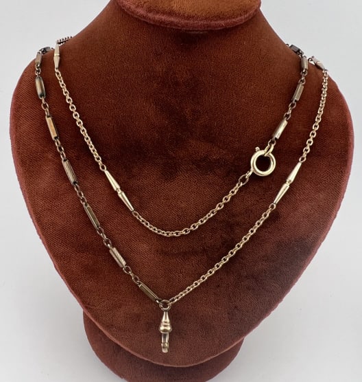 Antique Gold Fill Watch Chain Necklace w Dog Clip: Antique Gold Filled Watch Chain Necklace w Dog Clip. Art Deco style gold filled watch chains, spring ring clasp, dog clip for pendant / charms. Measures 28 inches in length.