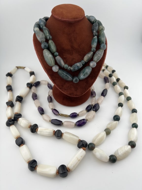 Vintage Beaded Necklaces w Bloodstone & Agate (1 of 6)